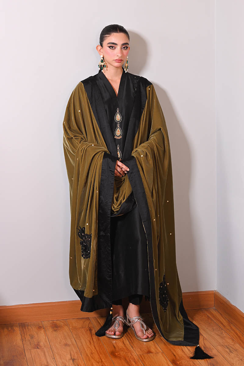 Hue Pret | Farasha Luxury Winter | Nisha - Ladies Clothes - Maria Faisal