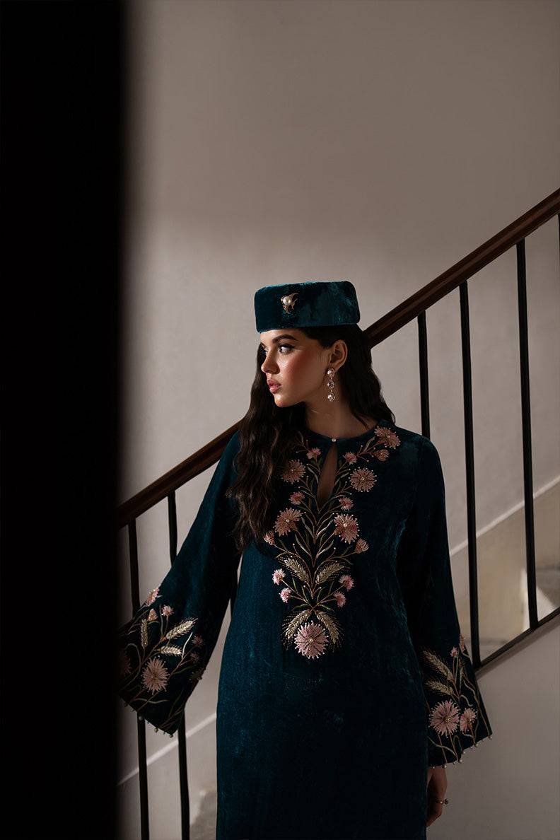 Caia | Luxury Velvet Edit 25 | Twilight custom by Maria Faisal - Registered Vendor of : Caia - type : Ladies Clothes - 100% original wedding dresses