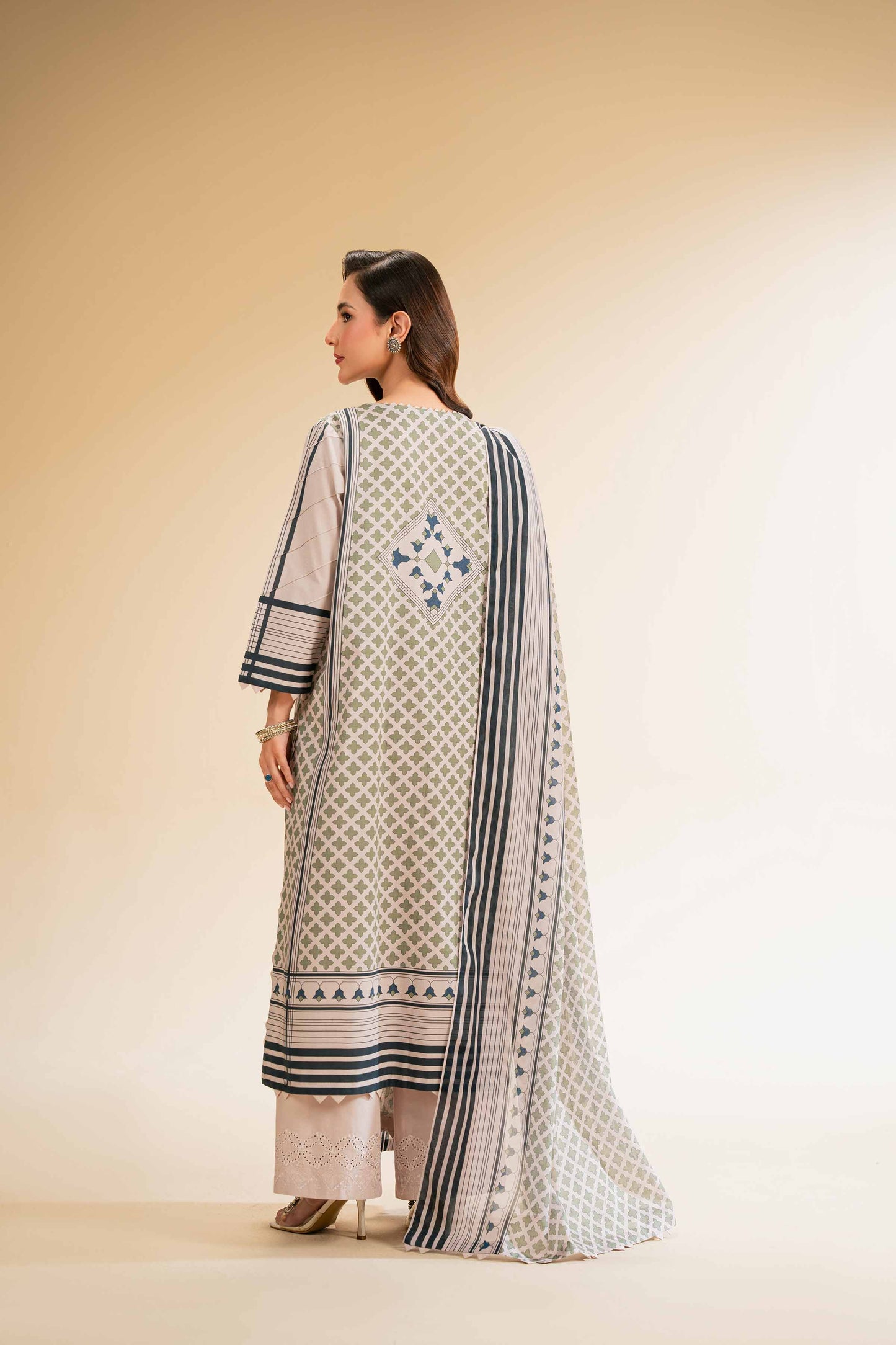 Nishat | Cross Season Edit | 42519173 - Ladies Clothes