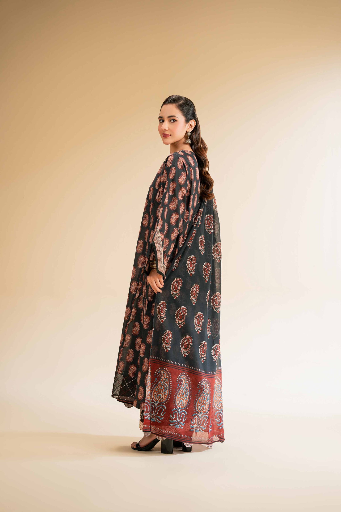Nishat | Cross Season Edit | 42519175 - Ladies Clothes