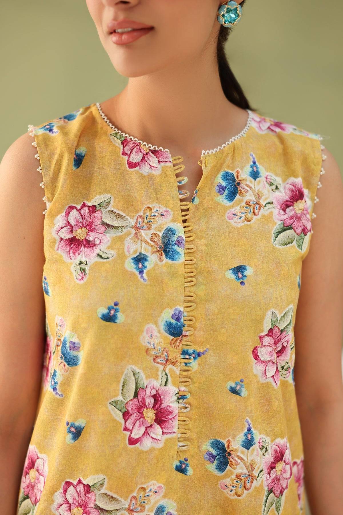 Baroque | Eid Printique | EMBROIDERED PRINTED LAWN UF-4182 by Maria Faisal - Registered Vendor of : Baroque - type : Ladies Clothes - 100% original wedding dresses