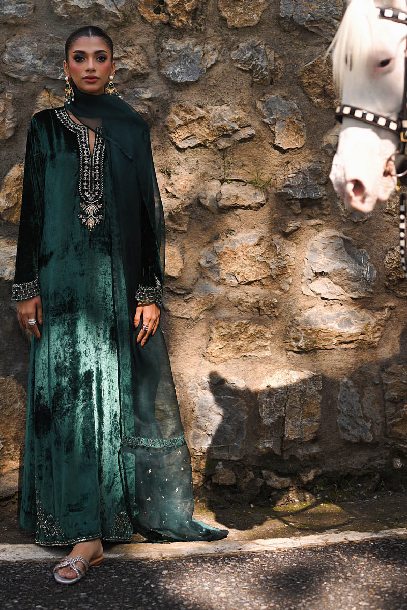 Hue Pret | Farasha Luxury Winter | Yasma - Ladies Clothes - Maria Faisal