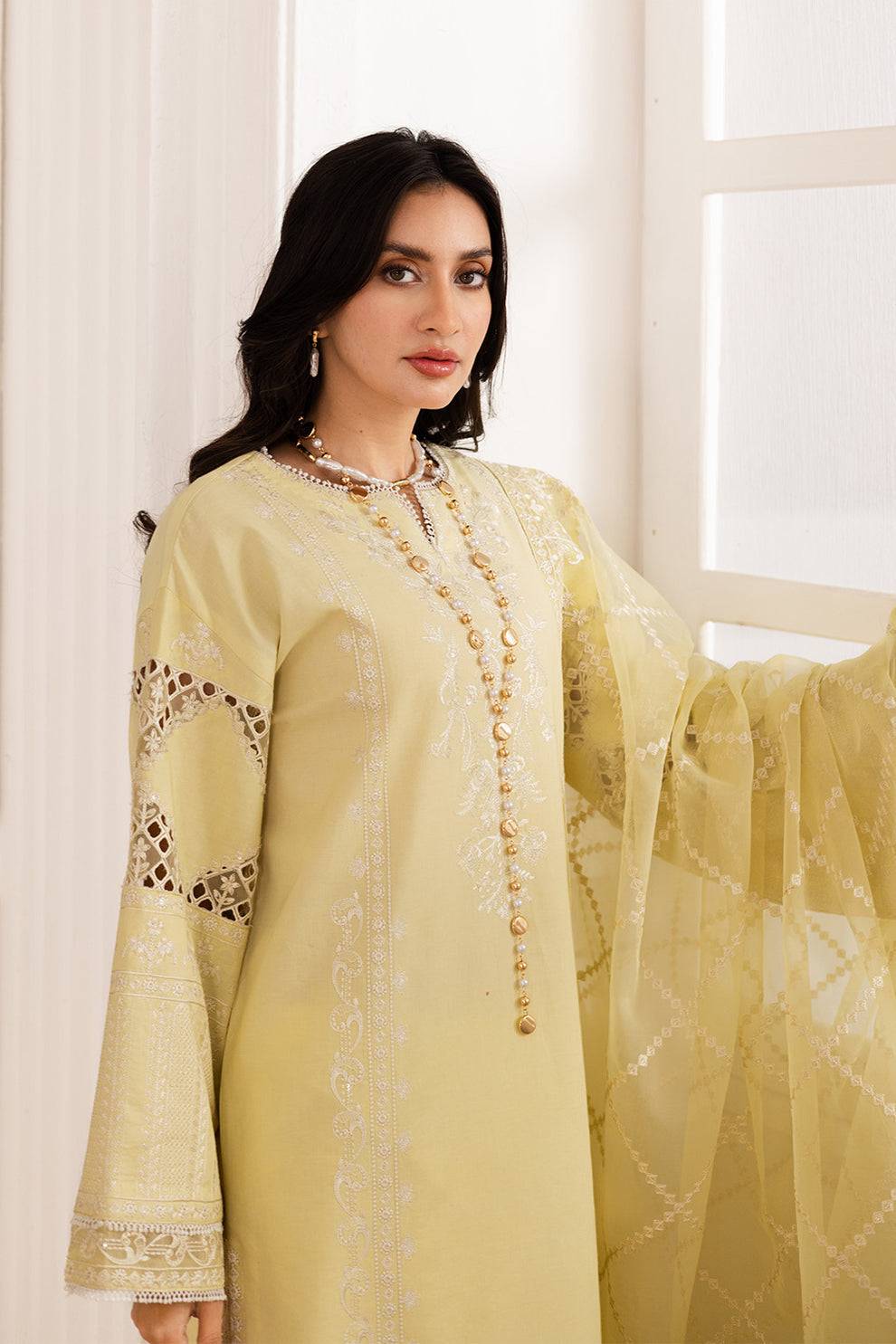 Maryum N Maria | Mira Luxury Lawn | HAYAT - FS50104 by Maria Faisal - Registered Vendor of : Maryum N Maria - type : Ladies Clothes - 100% original wedding dresses