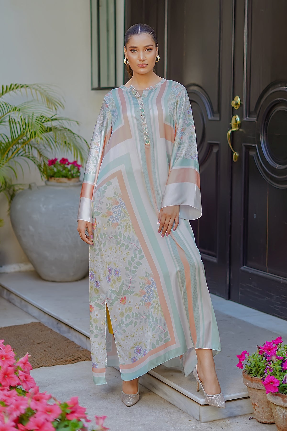Erum Khan | Nue Pret | Whisper Blush - Ladies Clothes - Maria Faisal