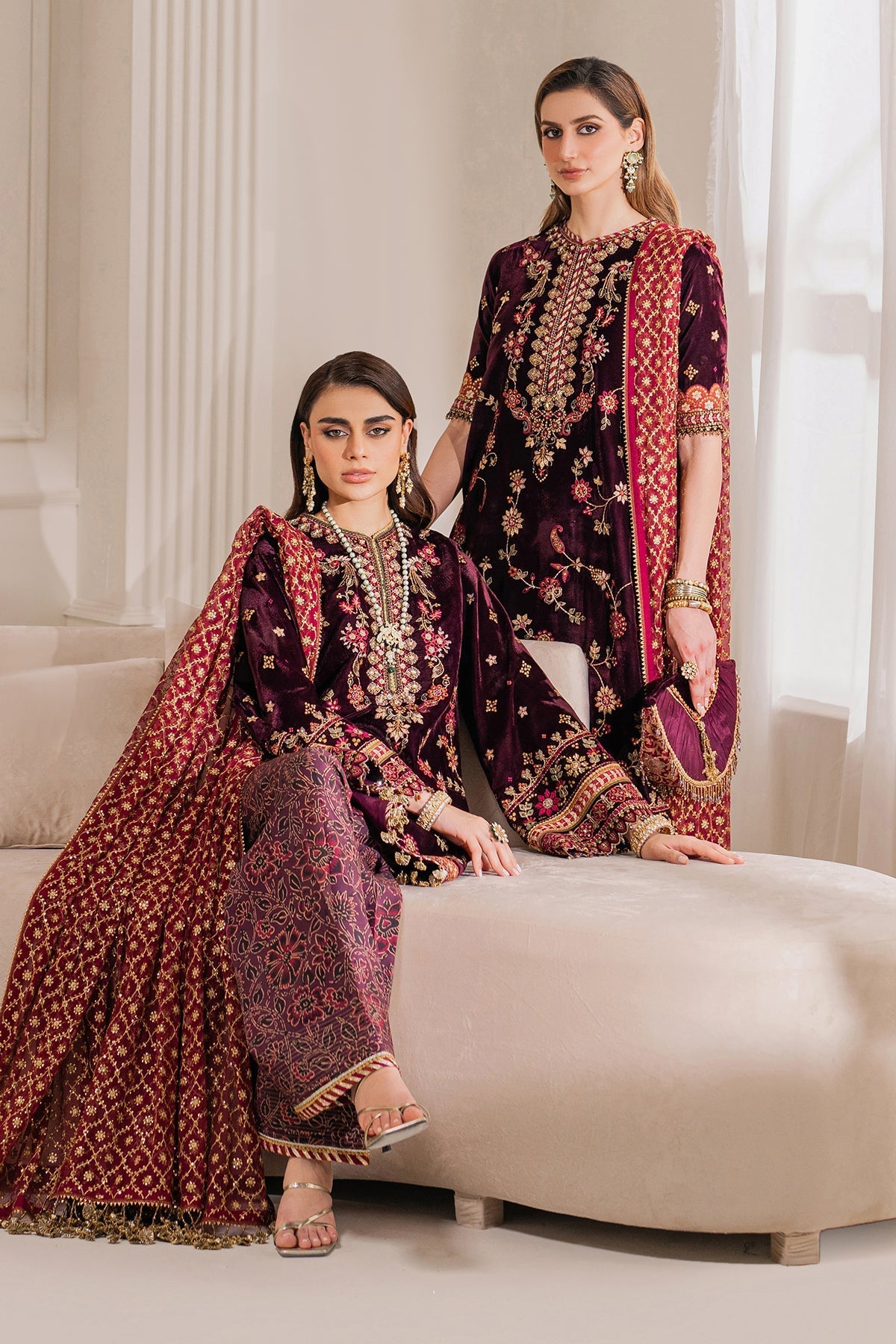 Baroque | Jahanara Luxury Velvet 24 | UF-752 - Designer Dress with Intricate embroidery and embellishments. Shop elegent wedding dress at Maria Faisal.