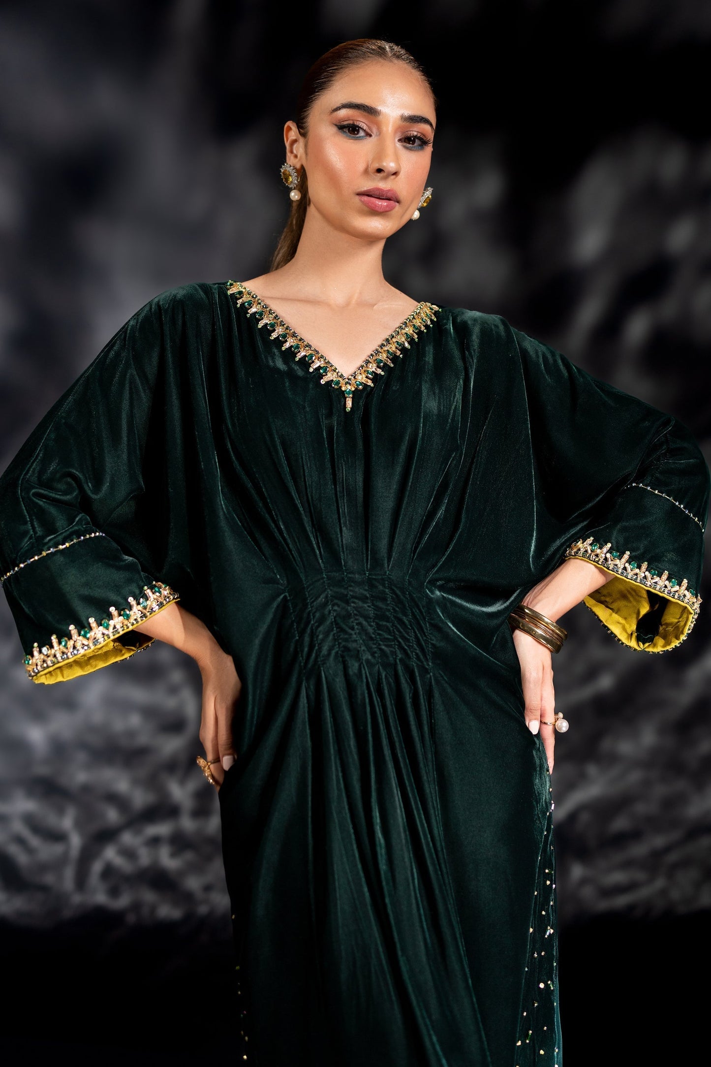 Naqshi | Makhmal 24 | VINNIE - Ladies Clothes - Maria Faisal