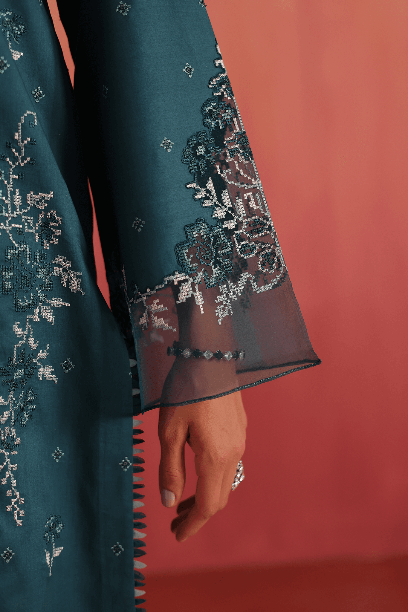 Seran | Nayab Eid Lawn | TIA by Maria Faisal - Registered Vendor of : Seran - type : Ladies Clothes - 100% original wedding dresses