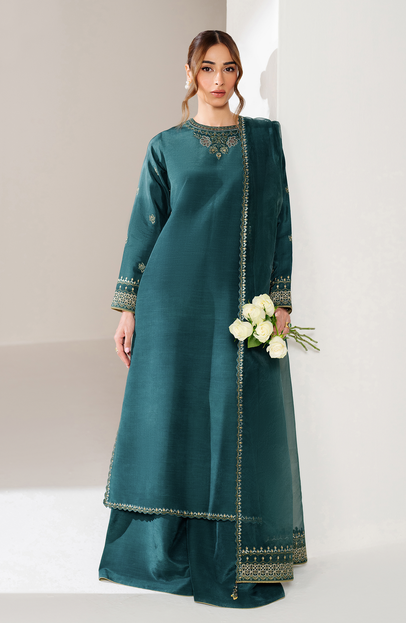 Seran | Eid Luxe Pret 25 | ZEINA by Maria Faisal - Registered Vendor of : Seran - type : Ladies Clothes - 100% original wedding dresses