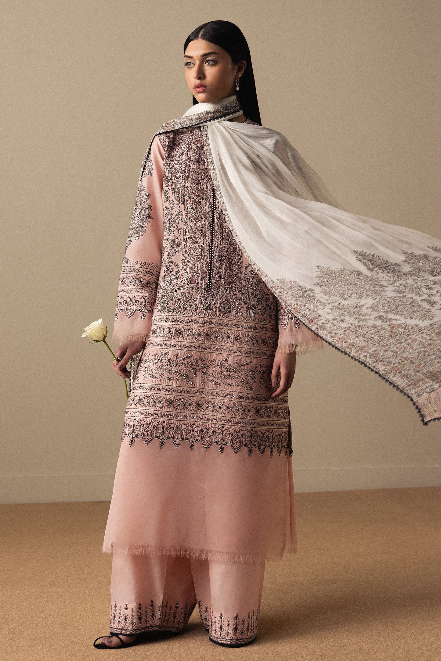 Model Wearing Tea Rose Pima Lawn Long Shirt - Zara Shahjahan | Satori 2026 | Akahana-D11 - Ladies Clothes - Maria Faisal