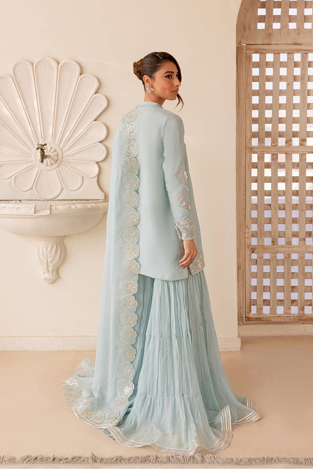 Vanya | Veranda Fromals | VR-04 by Maria Faisal - Registered Vendor of : Vanya - type : Ladies Clothes - 100% original wedding dresses