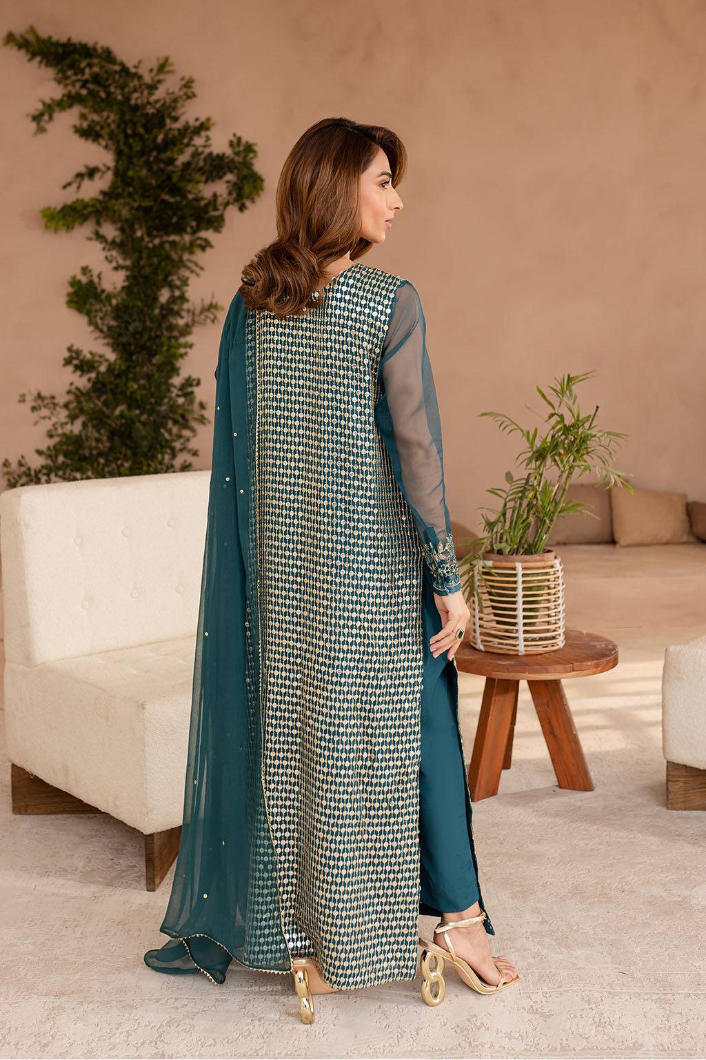 Vanya | Veranda Fromals | VR-03 by Maria Faisal - Registered Vendor of : Vanya - type : Ladies Clothes - 100% original wedding dresses