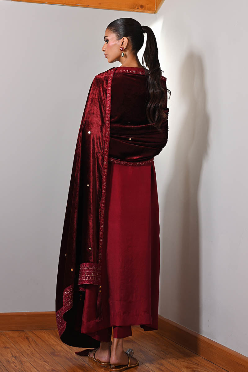 Hue Pret | Farasha Luxury Winter | Nurgul - Ladies Clothes - Maria Faisal