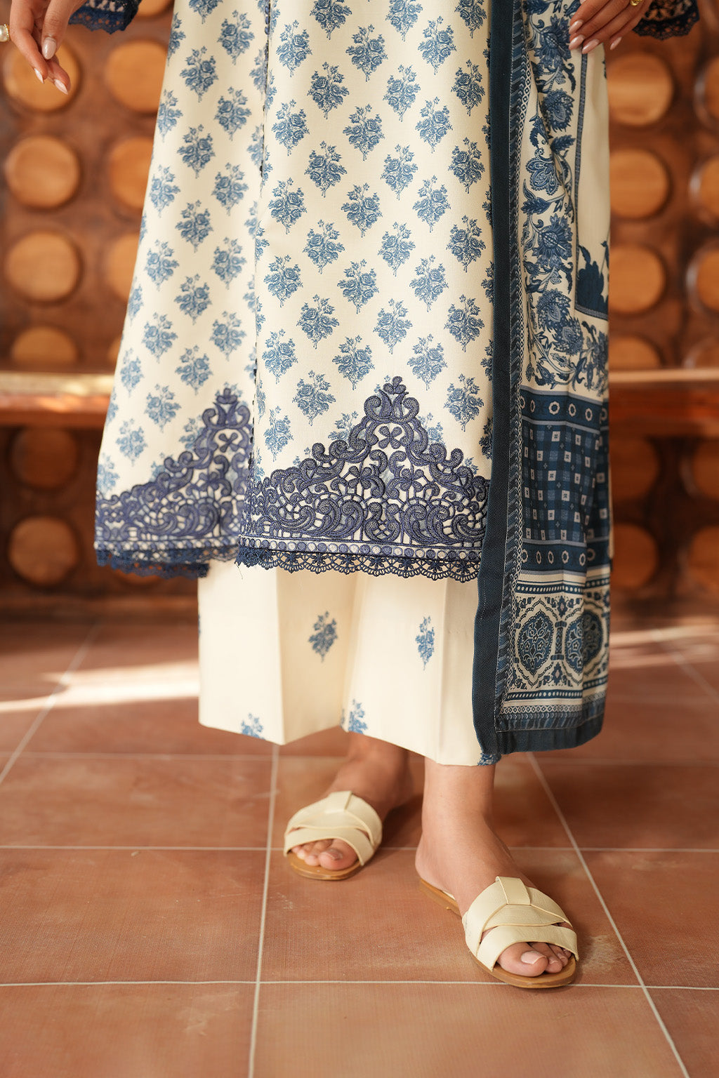Iznik | Winter 25 | IPF-07 - Ladies Clothes - Maria Faisal