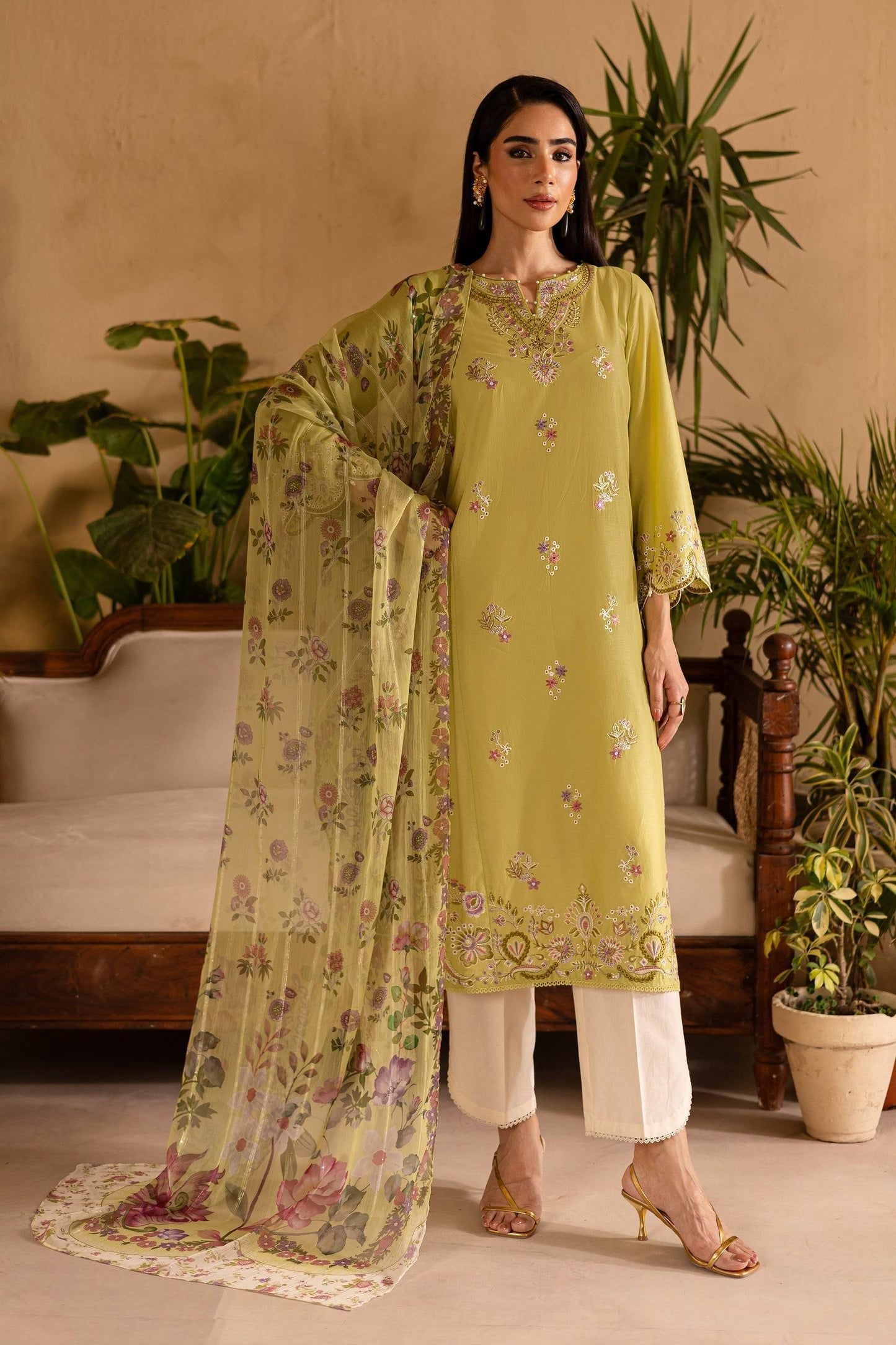 Batik | Nyra Embroidered Summer Solids | Apple Pie by Maria Faisal - Registered Vendor of : Batik - type : Ladies Clothes - 100% original wedding dresses