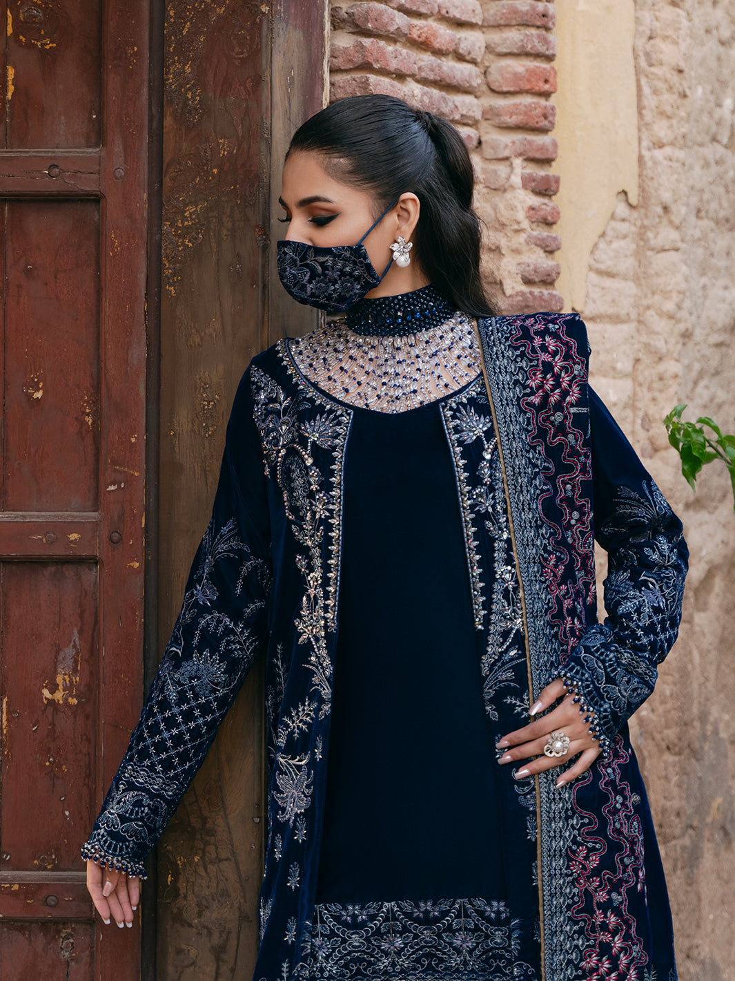 Flossie | Siara Velvet Formals | V-106 - B - Ladies Clothes - Maria Faisal