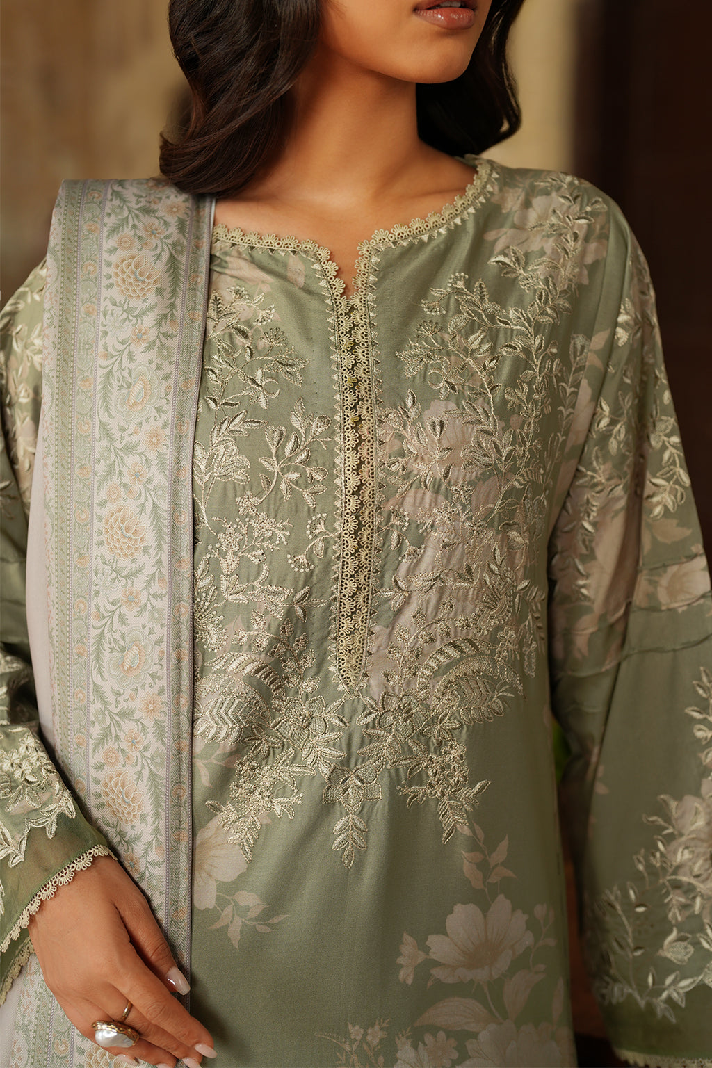 Iznik | Winter 25 | IPF-08 - Ladies Clothes - Maria Faisal