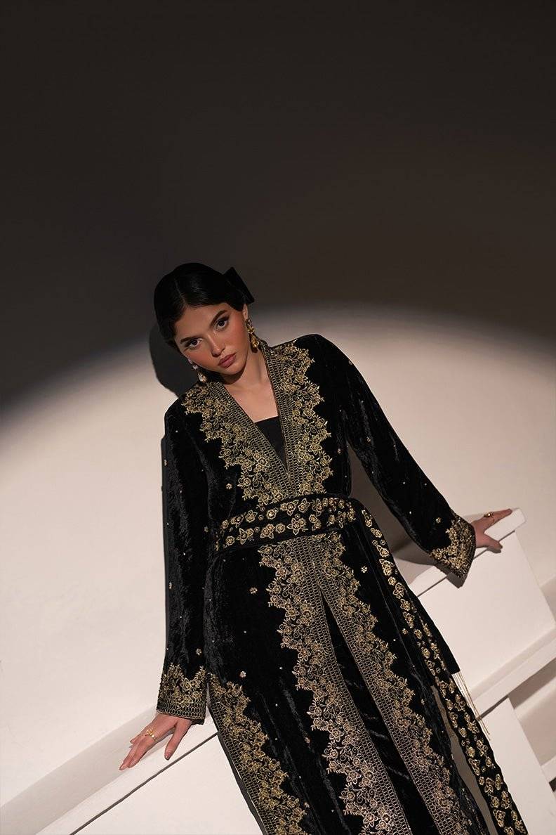 Caia | Luxury Velvet Edit 25 | Diana by Maria Faisal - Registered Vendor of : Caia - type : Ladies Clothes - 100% original wedding dresses