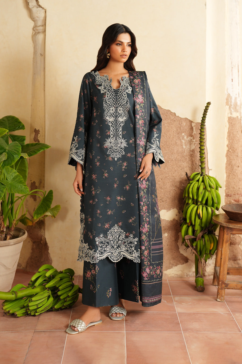 Iznik | Winter 25 | IPF-12 - Ladies Clothes - Maria Faisal