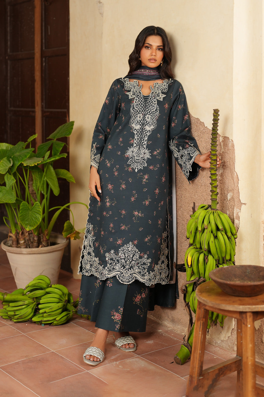 Iznik | Winter 25 | IPF-12 - Ladies Clothes - Maria Faisal