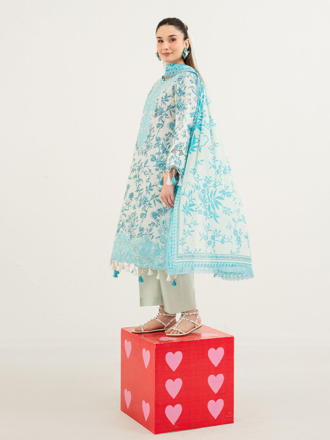 Mahnur | Anaya Lawn | ANA-014 - Luxury Dress - available at Maria Faisal in UK and USA.