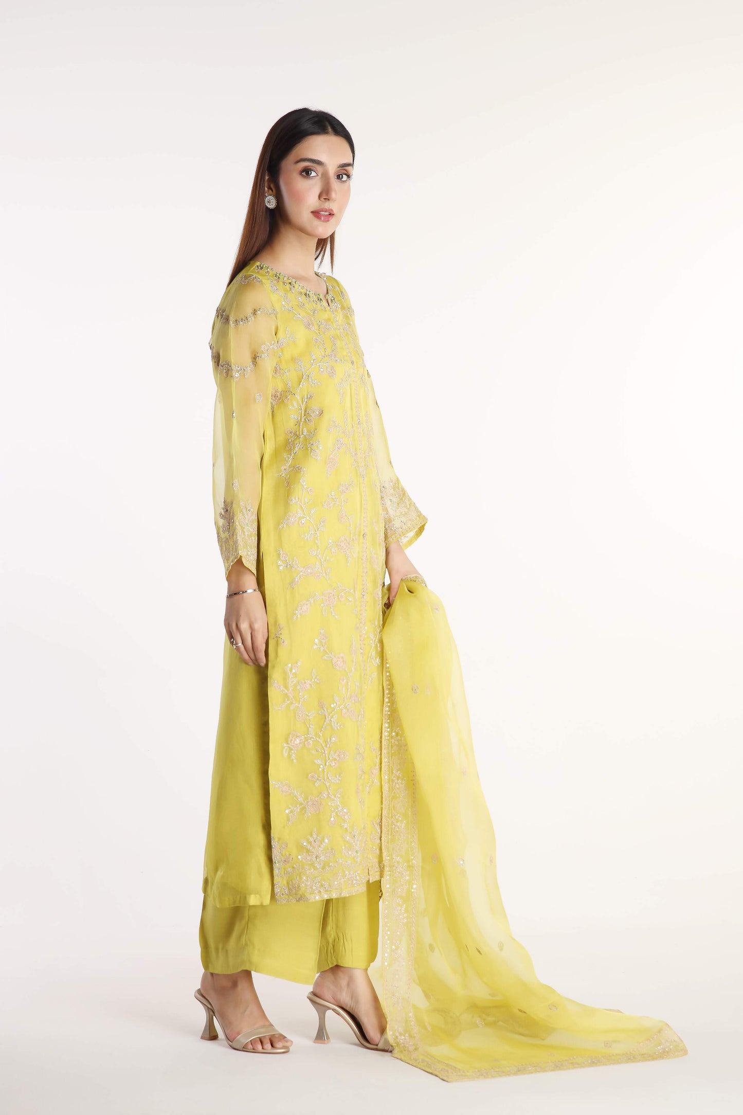 Chinyere | Formal Wedding Exclusive | (AW0002) by Maria Faisal - Registered Vendor of : Chinyere - type : Ladies Clothes - 100% original wedding dresses