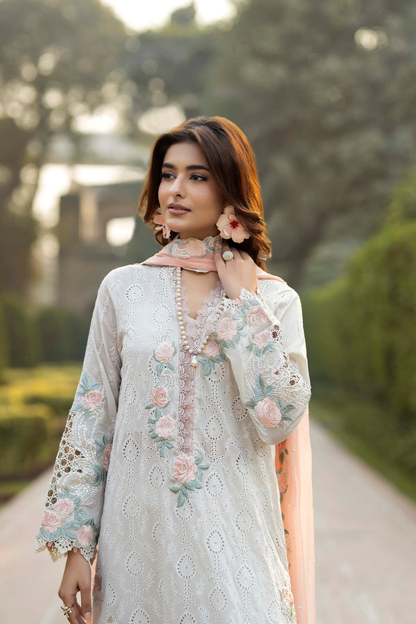 Adans Libas | Adans Tradition | TRADITION 1679 - Luxury Dress - available at Maria Faisal in UK and USA.