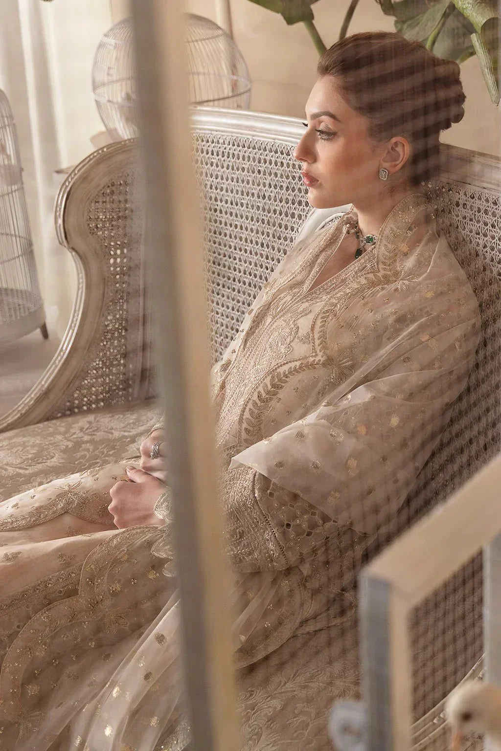 Afrozeh La Fuchsia 24 Daisy – Off White Pakistani Dress with intricate embroidery and embellishments. Shop elegant Asian dresses at Maria Faisal.