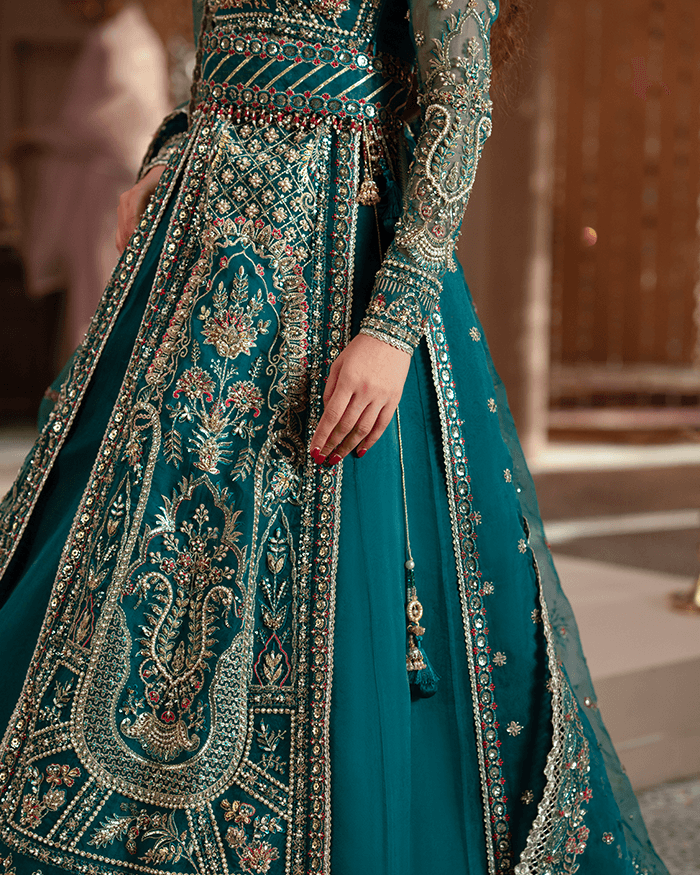 Zevk | Mughal Raniya | Sundas Rani by Maria Faisal - Registered Vendor of : Zevk - type : Ladies Clothes - 100% original wedding dresses