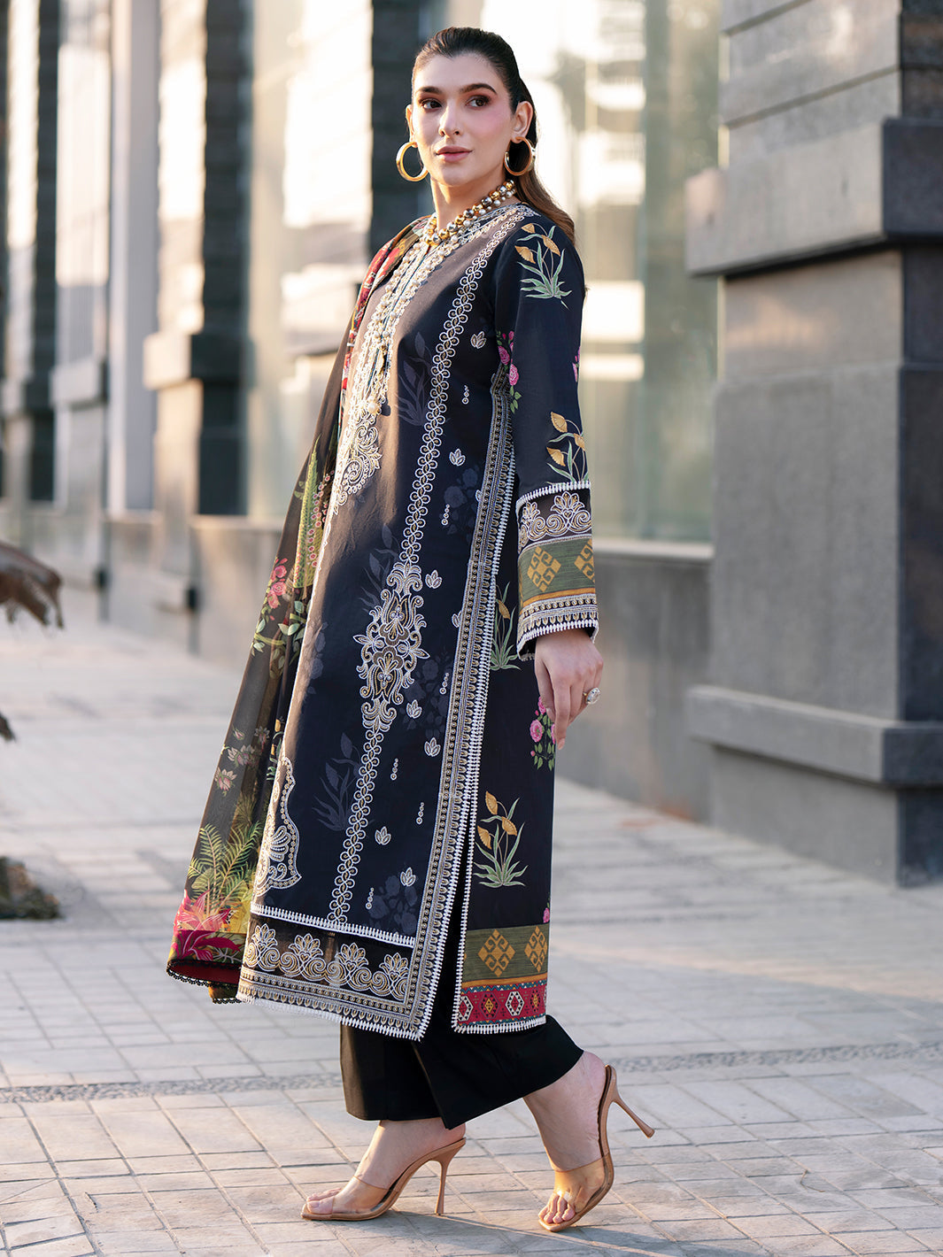 Mahnur | Broadway Luxury Lawn 26 | BW - 014 - Luxury Dress - available at Maria Faisal in UK and USA.