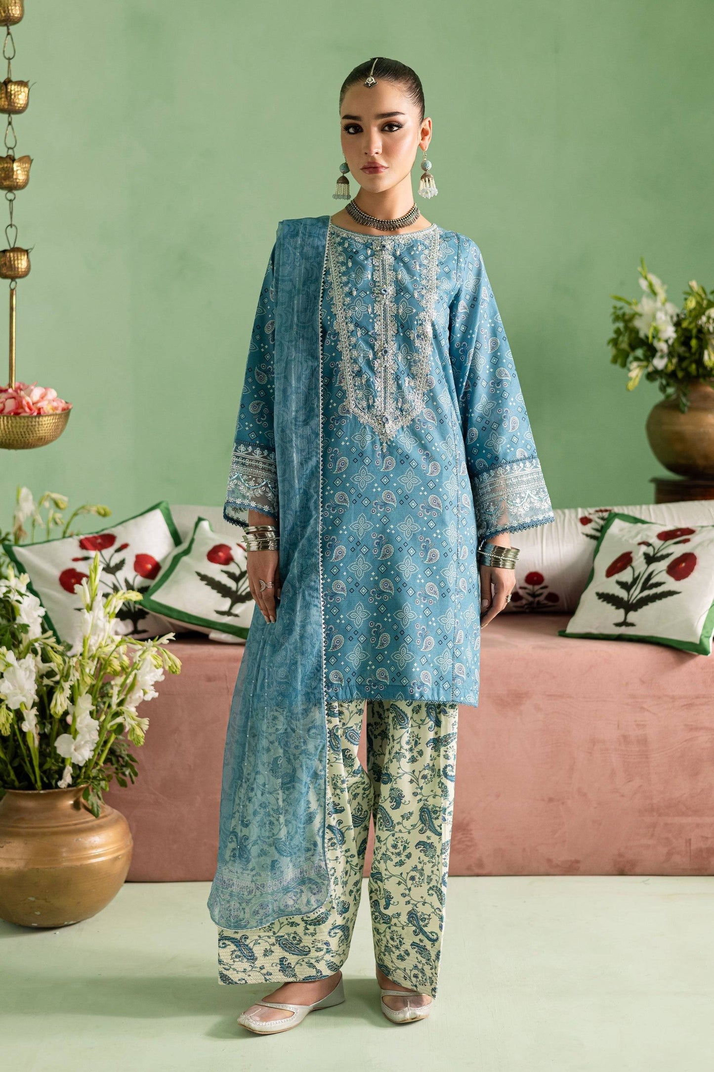 Batik | Chargbagh | Pluto by Maria Faisal - Registered Vendor of : Batik - type : Ladies Clothes - 100% original wedding dresses