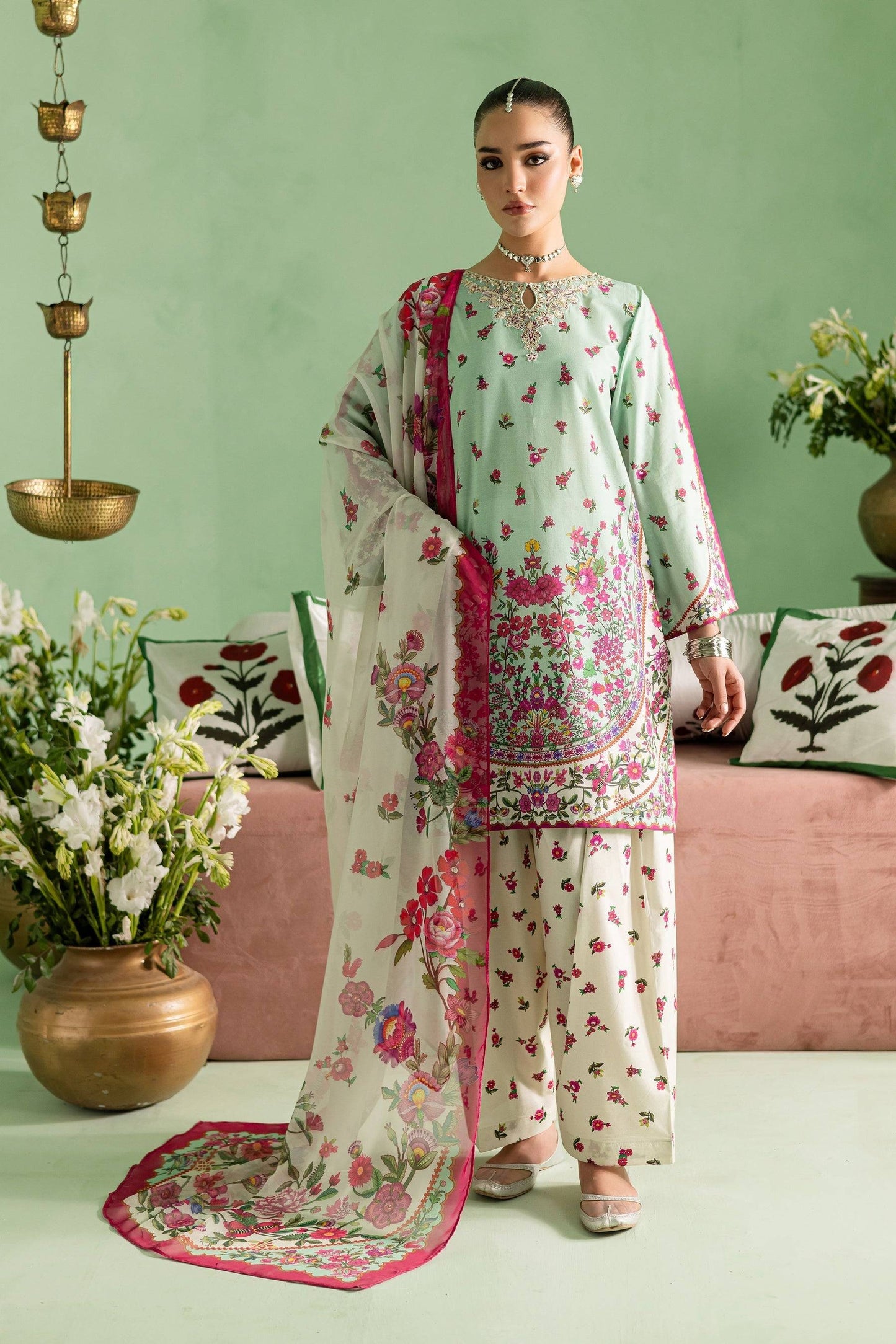 Batik | Chargbagh | Neena by Maria Faisal - Registered Vendor of : Batik - type : Ladies Clothes - 100% original wedding dresses