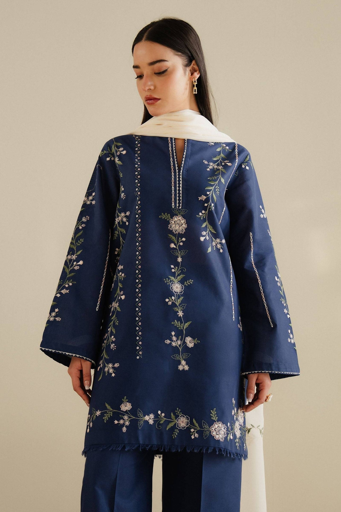 Zara Shahjahan | Eid Pret 25 | CR25P0107 by Maria Faisal - Registered Vendor of : Zara Shahjahan - type : Ladies Clothes - 100% original wedding dresses