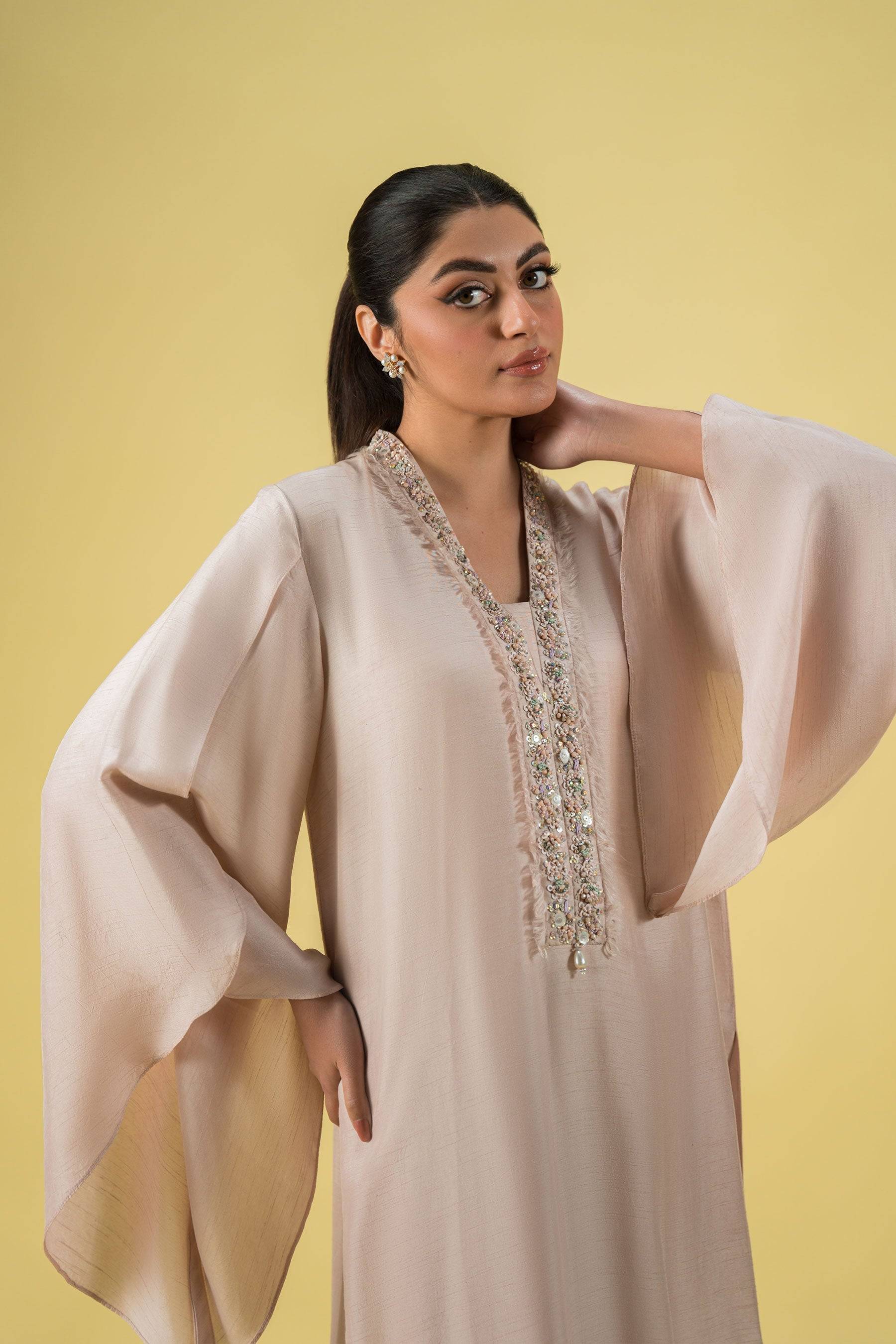 Ammara Khan | Sia 25 |D-01 by Maria Faisal - Registered Vendor of : Ammara Khan - type : Ladies Clothes - 100% original wedding dresses