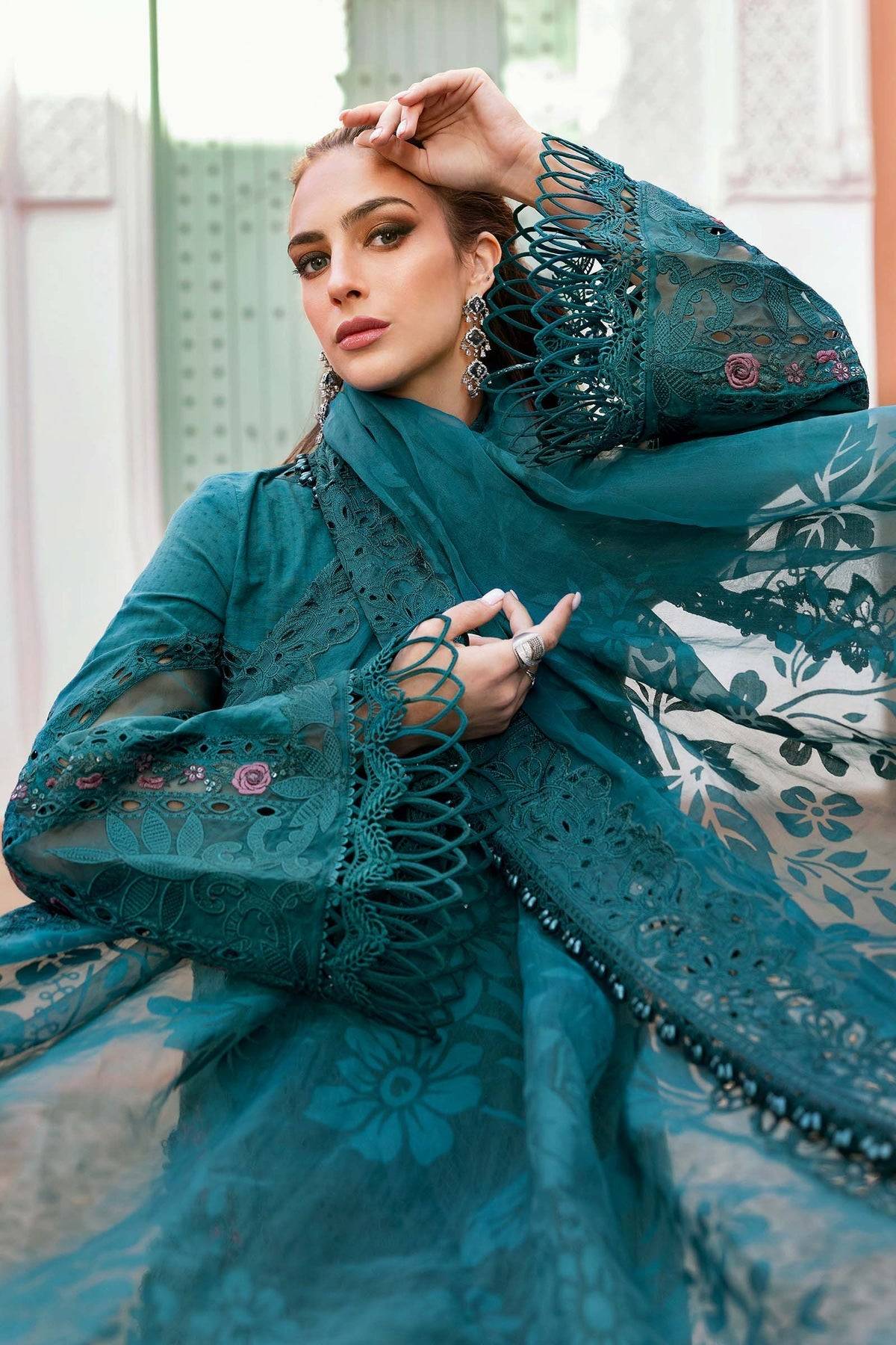 Maria B | Luxury Lawn 25 | D-2513-B by Maria Faisal - Registered Vendor of : Maria B - type : Ladies Clothes - 100% original wedding dresses