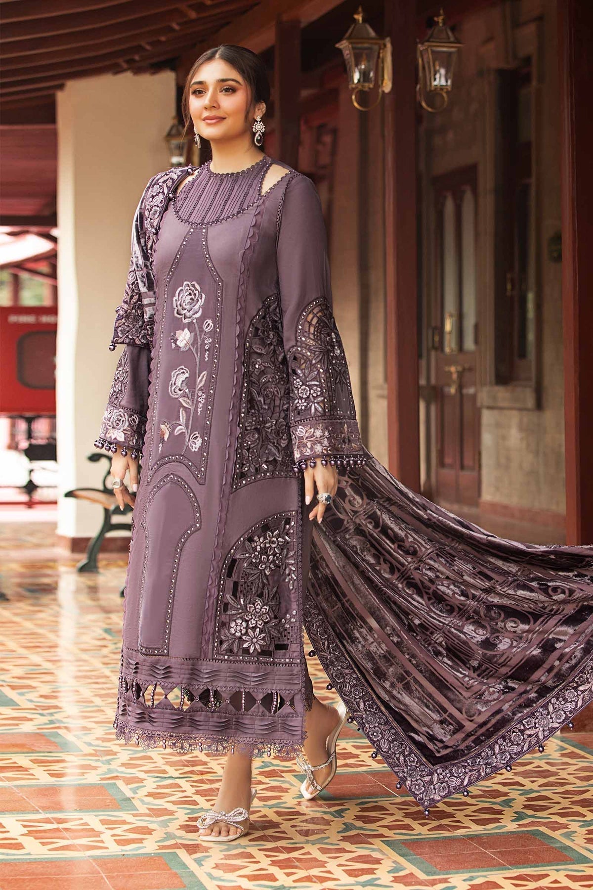 Maria B | Winter Luxe 24 | Velvet DL-1202 - Ladies Clothes - Maria Faisal