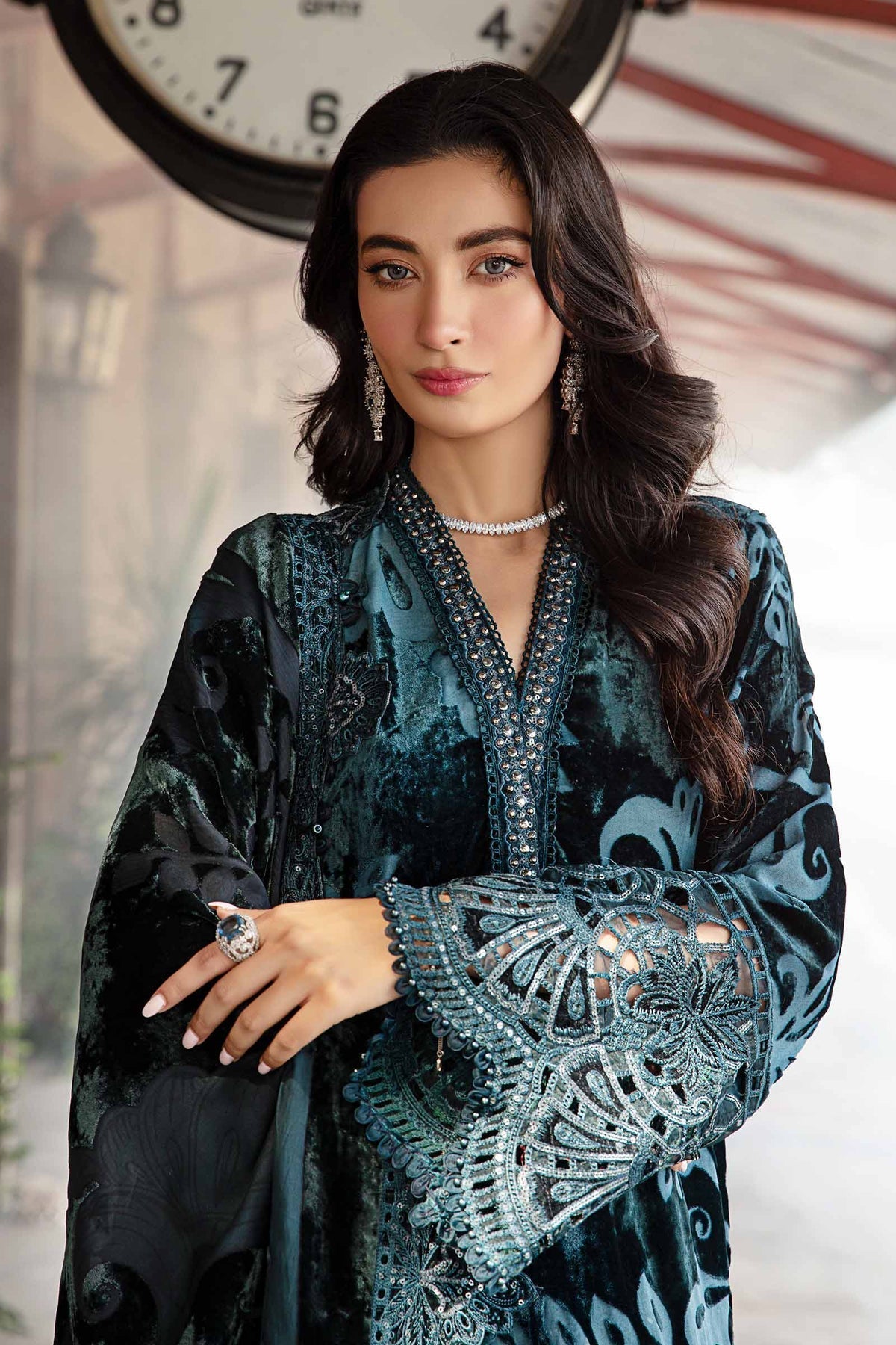 Maria B | Winter Luxe 24 | Velvet DL-1203 - Ladies Clothes - Maria Faisal