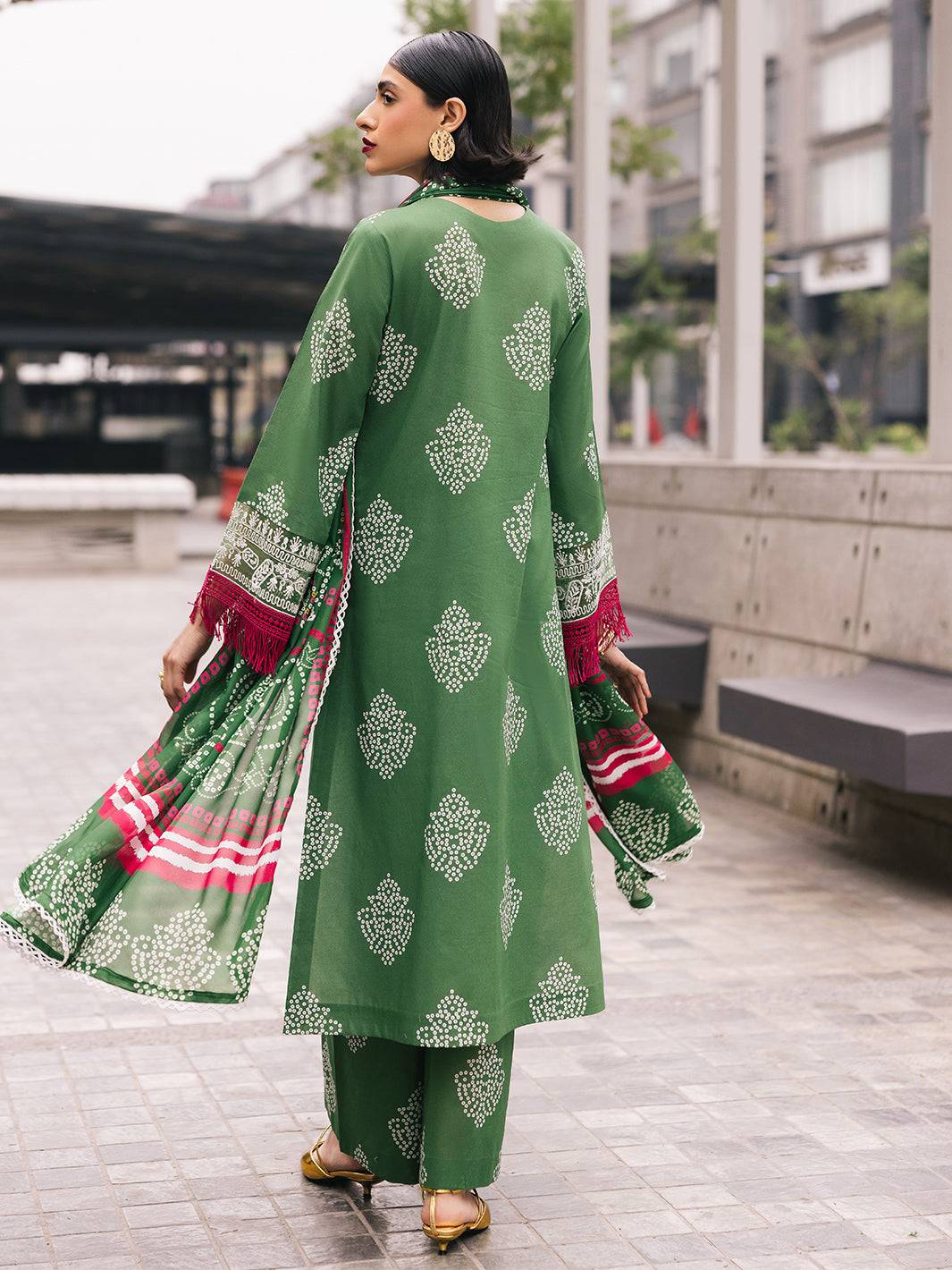 Mahnur | Broadway Luxury Lawn 25 | Sagebloom by Maria Faisal - Registered Vendor of : Mahnur - type : Ladies Clothes - 100% original wedding dresses