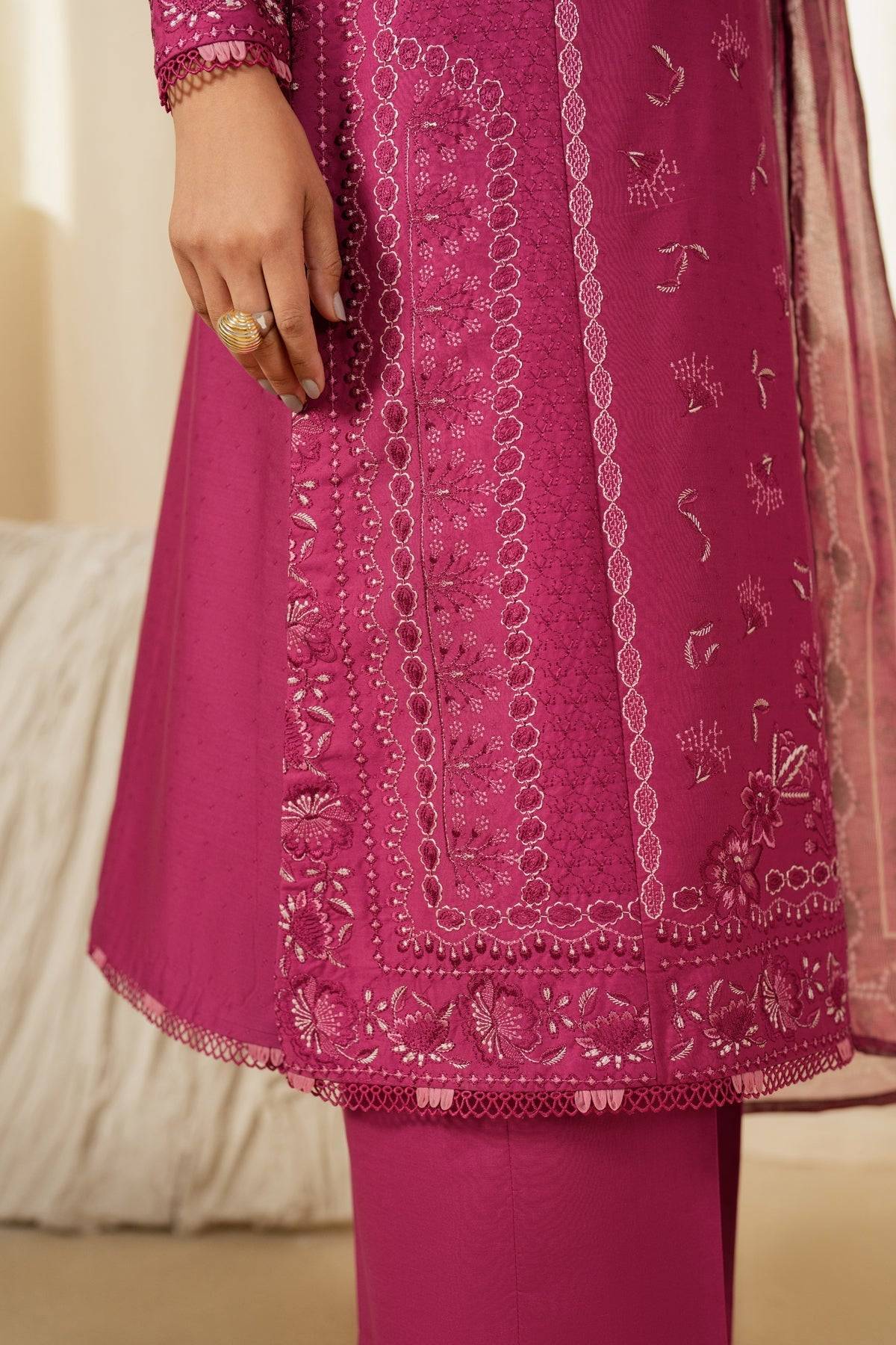 Xenia Formals | Summer Away 25 | KUNAR by Maria Faisal - Registered Vendor of : Xenia Formals - type : Ladies Clothes - 100% original wedding dresses