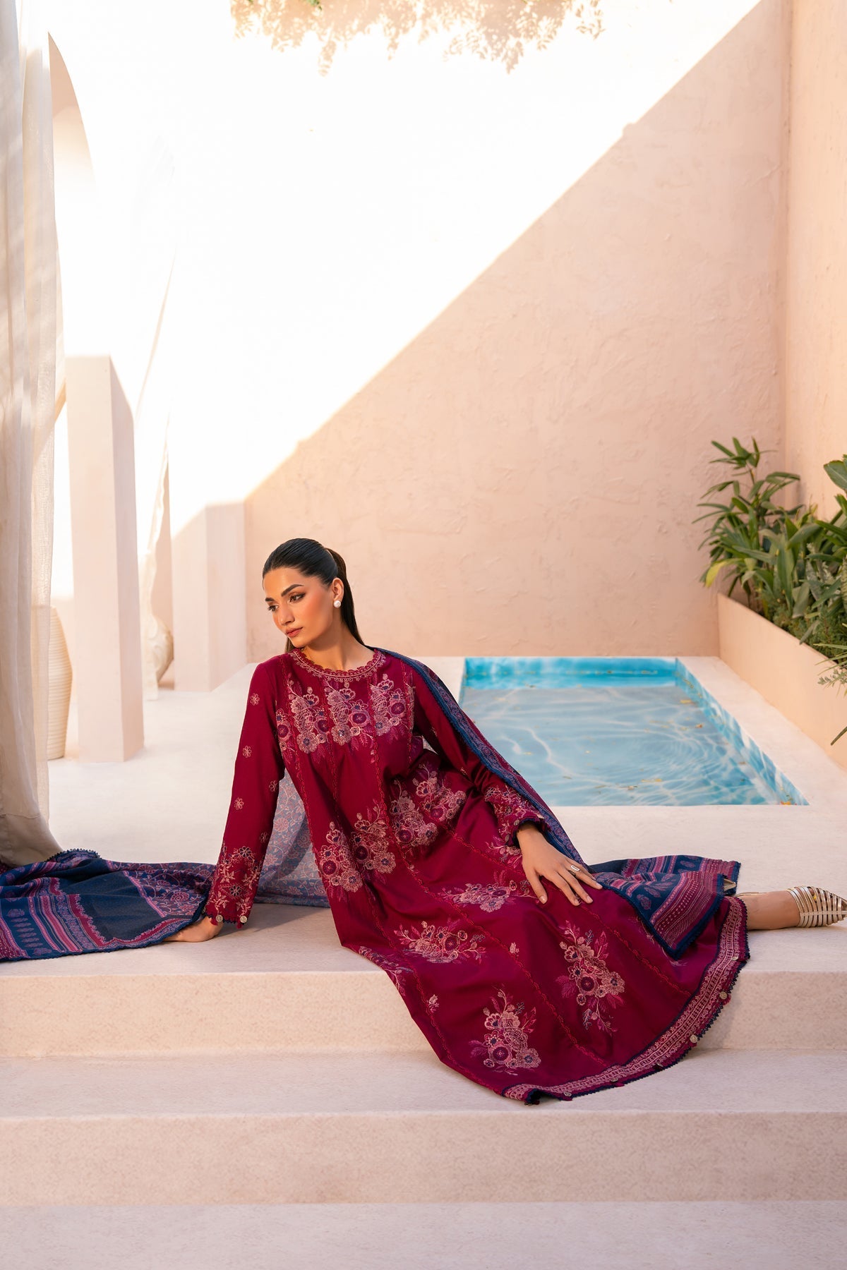 AFAZA โ authentic Pakistani dress from the Rang e Khizan collection for women in the UK