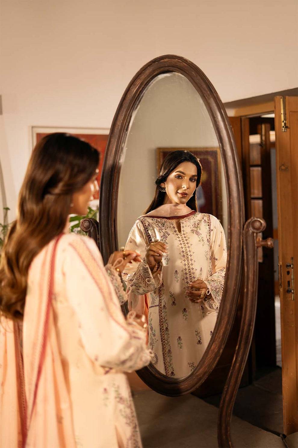 Zarposh | Sajni Lawn 25 | Gulbano by Maria Faisal - Registered Vendor of : Zarposh - type : Ladies Clothes - 100% original wedding dresses