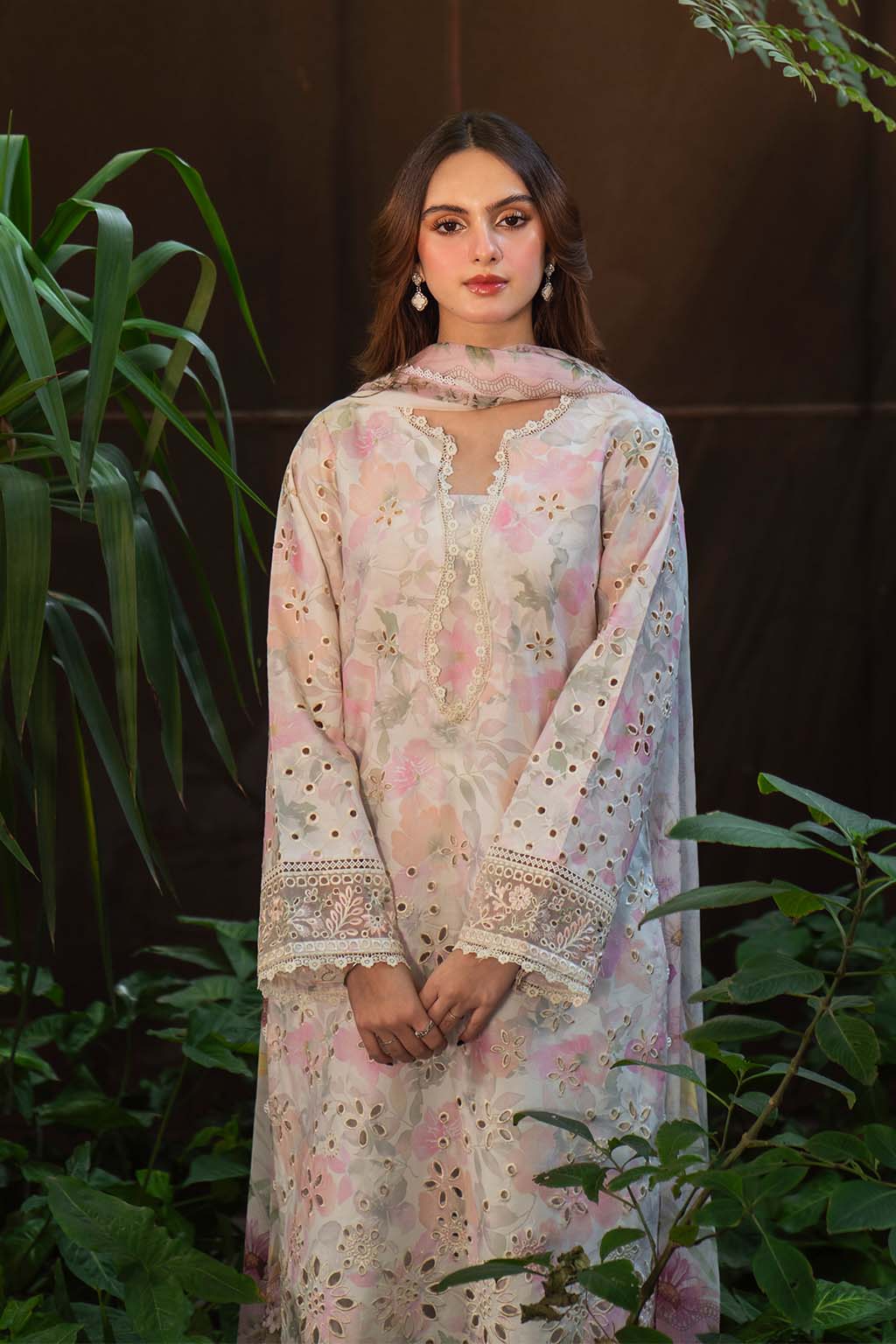 Neeshay | Summer Lines Printkari 25 | WHIMSY by Maria Faisal - Registered Vendor of : Neeshay - type : Ladies Clothes - 100% original wedding dresses