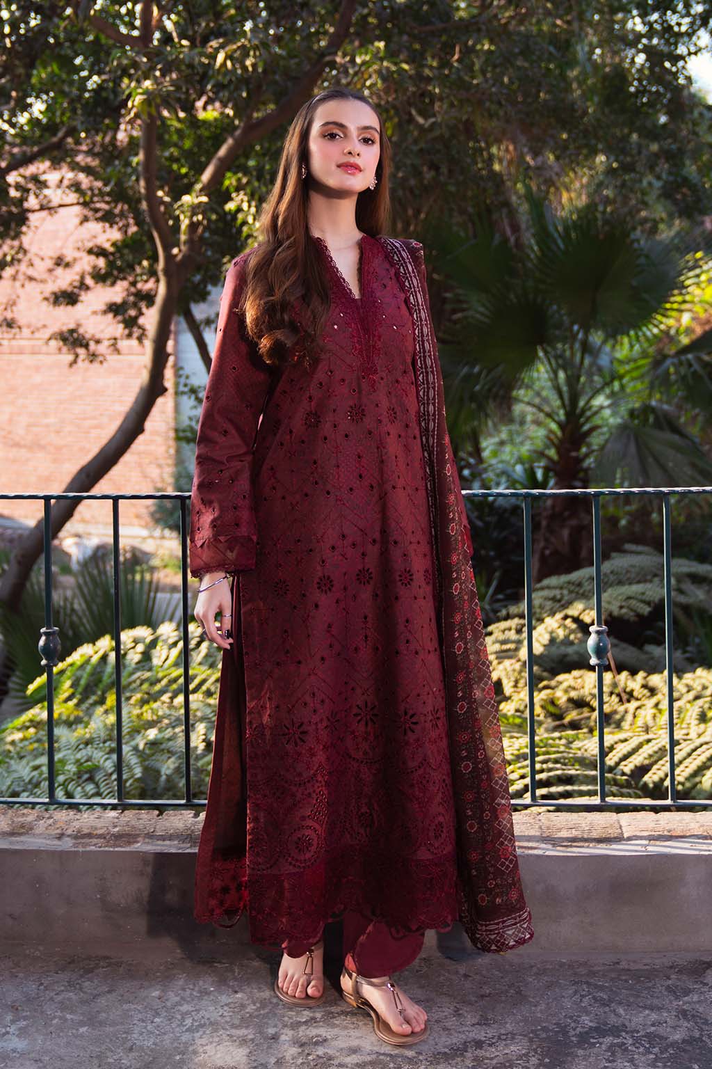 Neeshay | Summer Lines Printkari 25 | GARNET by Maria Faisal - Registered Vendor of : Neeshay - type : Ladies Clothes - 100% original wedding dresses