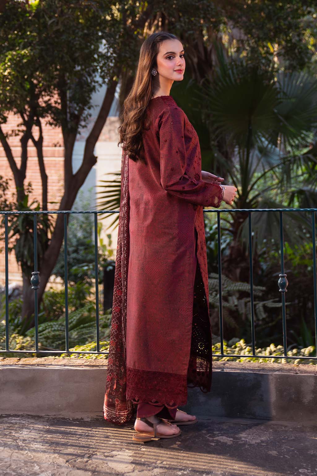 Neeshay | Summer Lines Printkari 25 | GARNET by Maria Faisal - Registered Vendor of : Neeshay - type : Ladies Clothes - 100% original wedding dresses