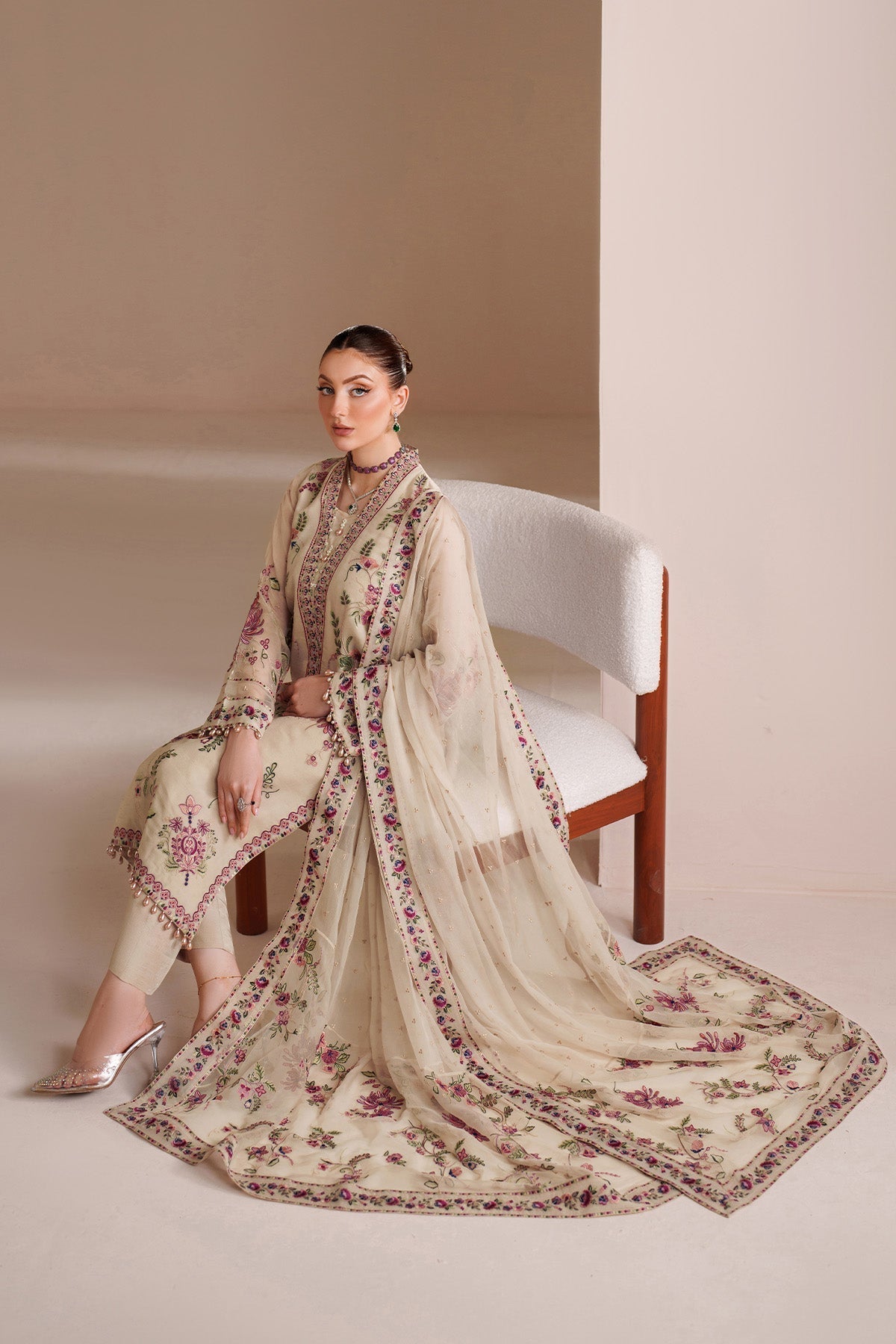 Alizeh | Threads Eid Festive Edit 26 | AF-BDHG-5041-Victoria - Formal Dress - available at Maria Faisal in UK and USA.