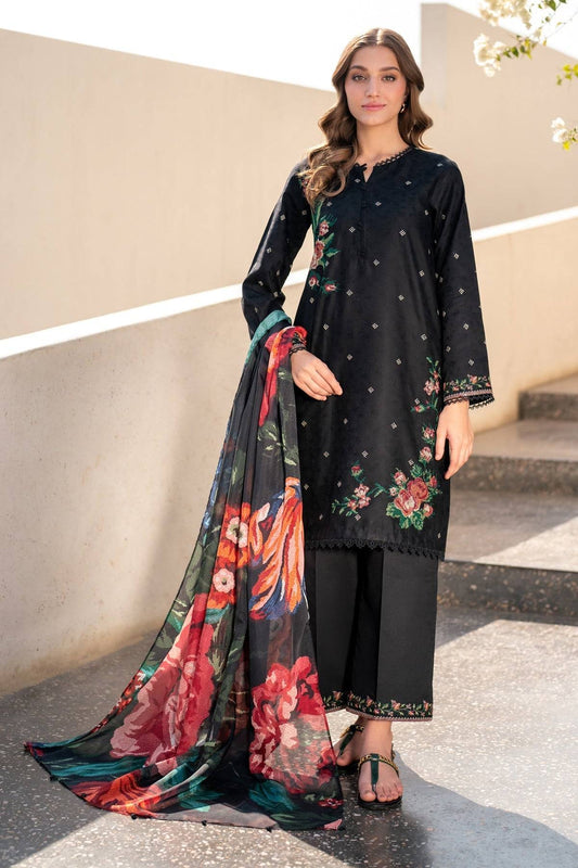 Xenia Formals | Summer Away 25 | DEN by Maria Faisal - Registered Vendor of : Xenia Formals - type : Ladies Clothes - 100% original wedding dresses