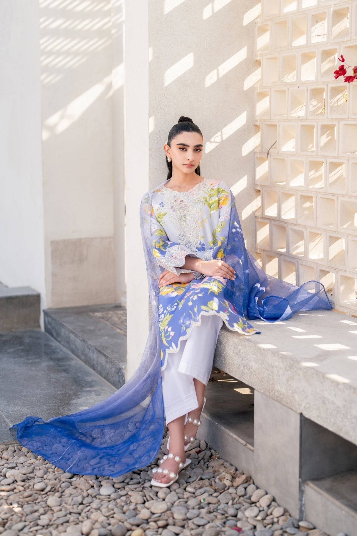 Xenia Formals | Summer Away 25 | DAVIAN by Maria Faisal - Registered Vendor of : Xenia Formals - type : Ladies Clothes - 100% original wedding dresses