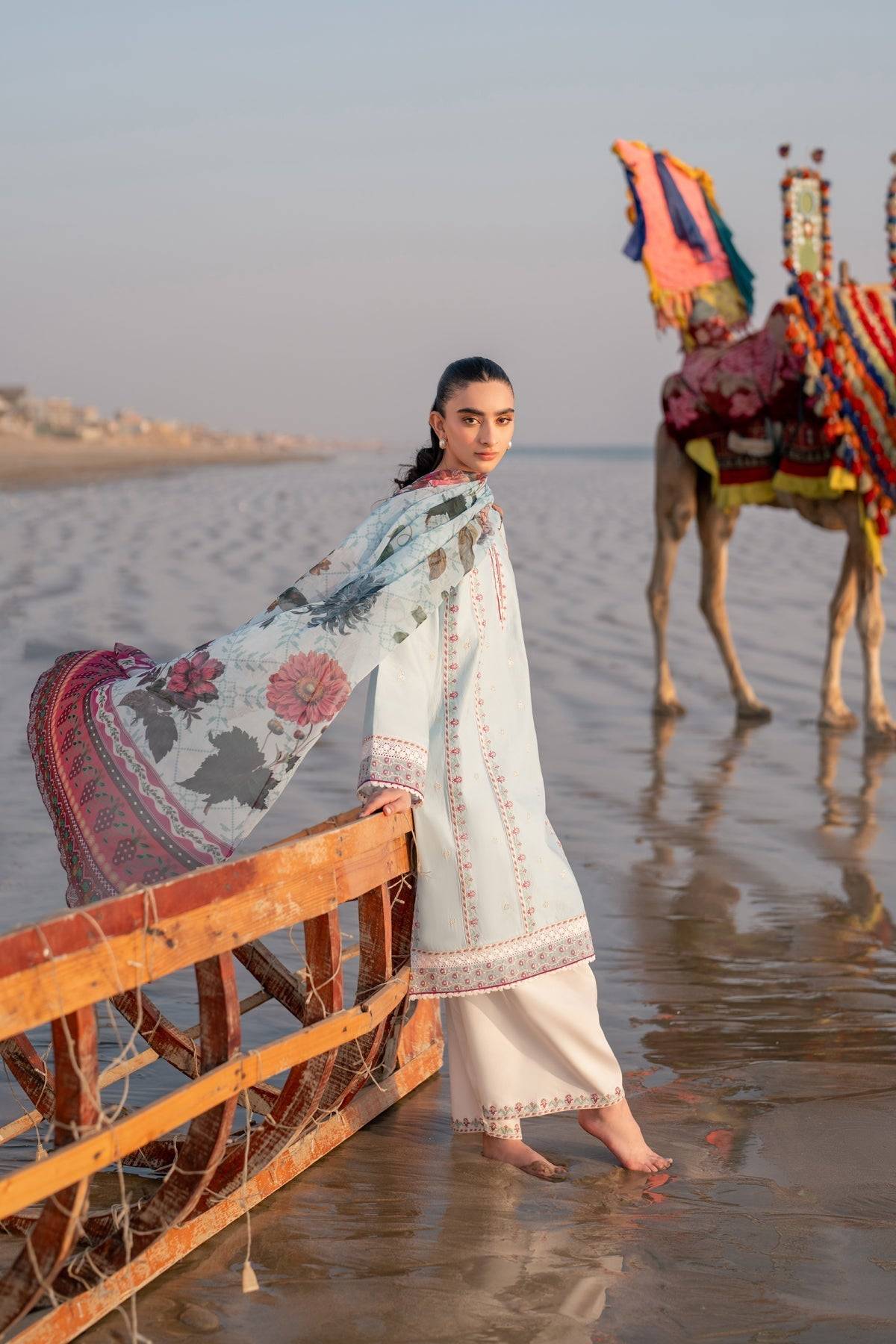 Xenia Formals | Summer Away 25 | WINKLE by Maria Faisal - Registered Vendor of : Xenia Formals - type : Ladies Clothes - 100% original wedding dresses