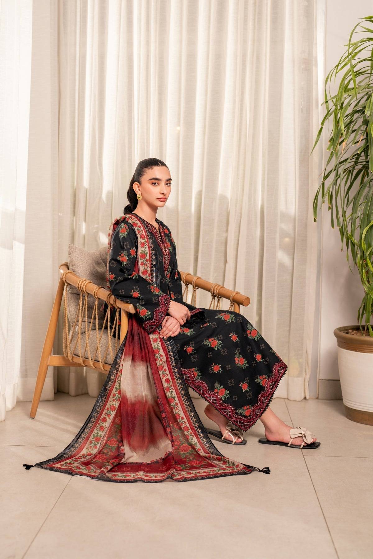 Xenia Formals | Summer Away 25 | PIXIE by Maria Faisal - Registered Vendor of : Xenia Formals - type : Ladies Clothes - 100% original wedding dresses