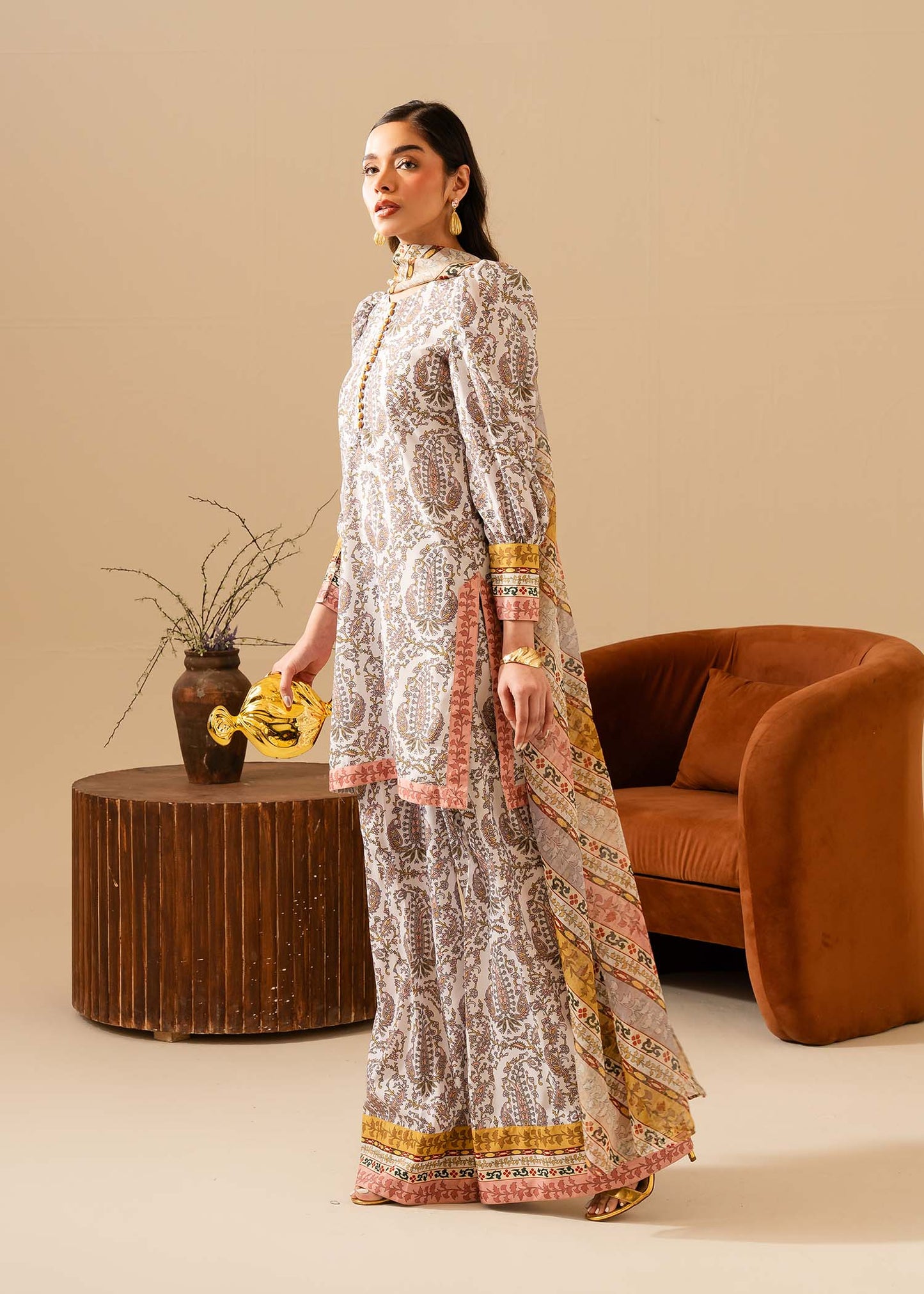 Maria Osama Khan | Retro Vol 3 | Milan by Maria Faisal - Registered Vendor of : Maria Osama Khan - type : Ladies Clothes - 100% original wedding dresses