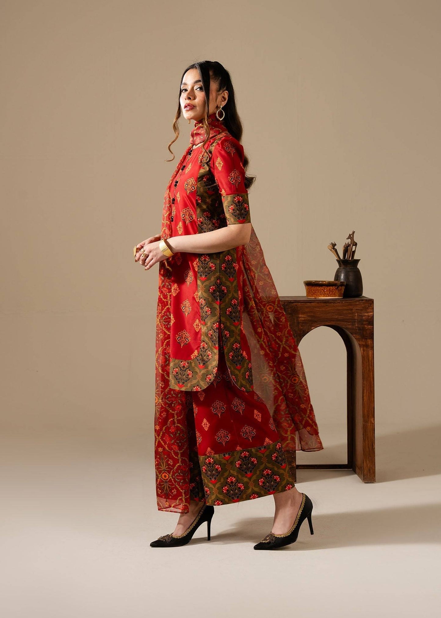 Maria Osama Khan | Retro Vol 3 | Bloom by Maria Faisal - Registered Vendor of : Maria Osama Khan - type : Ladies Clothes - 100% original wedding dresses